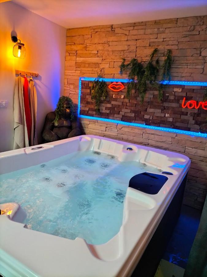 L'Idyle Loft Erotique Detente Callac المظهر الخارجي الصورة